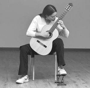 Sahid-Trotti-Angela-Natalia docente di Chitarra Classica